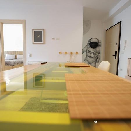 Apollo Apartment By Holistay Tirana Eksteriør billede