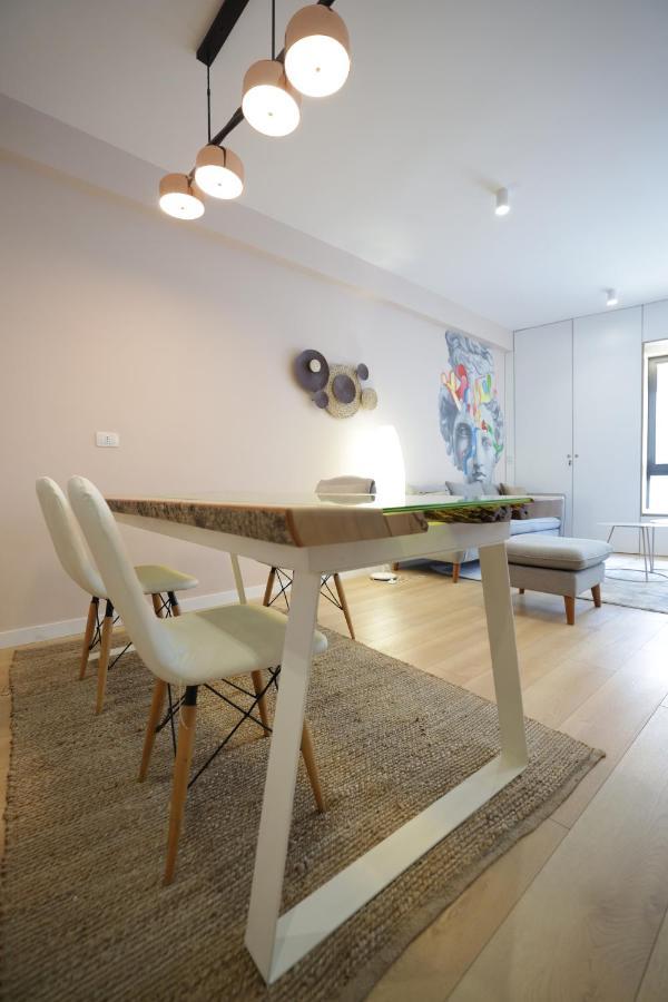 Apollo Apartment By Holistay Tirana Eksteriør billede